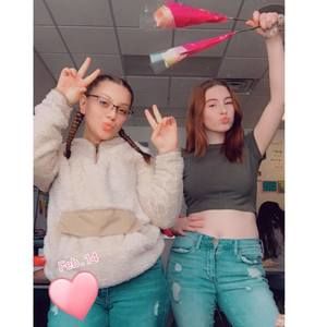 Meet your Posher, Olivia